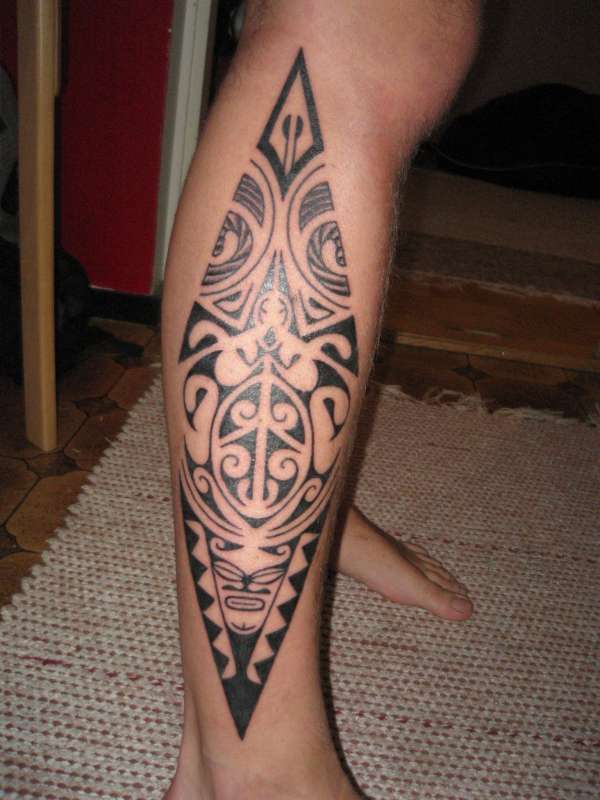 Татуировка в стиле Полинезия