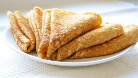 МАСЛЕНИЦА! Как приготовить вкусные блины: классические, на дрожжах, кипятке, тонкие с дырочками, толстые и пышные, на молоке, кефире, тесто на блины: ТОП-7 пошаговых рецептов с ФОТО