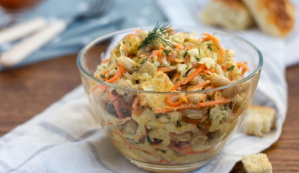 Салат с фасолью: консервированной, красной, с сухариками, простой. ТОП-4 пошаговых рецептов с ФОТО